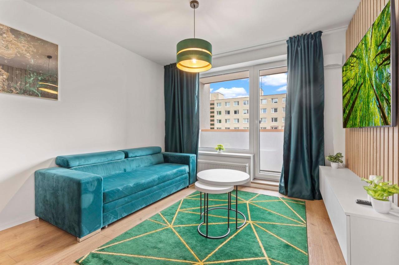 Lam Green - Ac -Balcony Bratislava Luaran gambar
