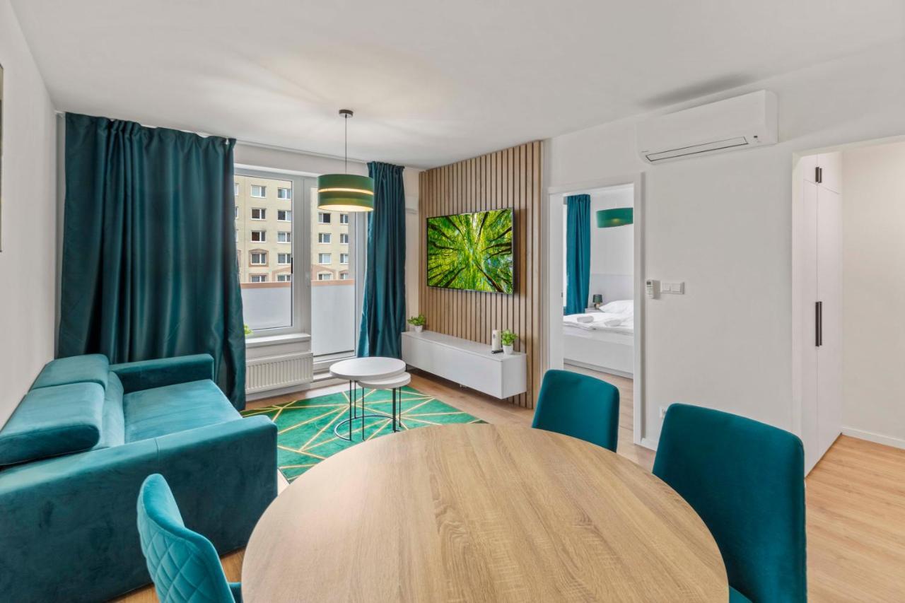 Lam Green - Ac -Balcony Bratislava Luaran gambar